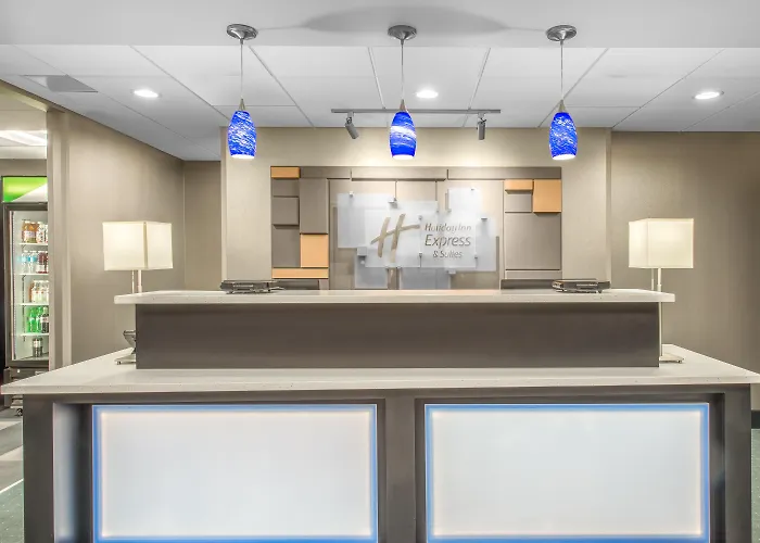 Holiday Inn Express Shawnee By Ihg